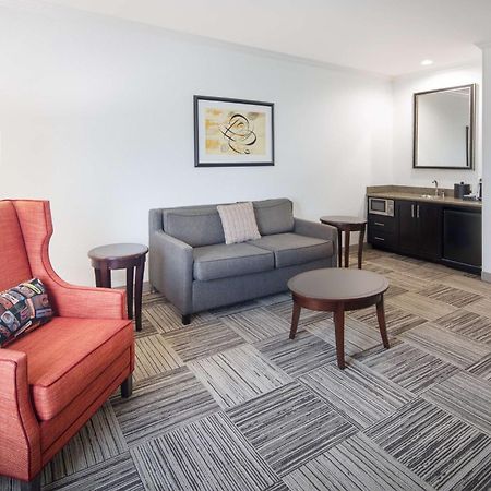 Hilton Garden Inn Тилер Екстериор снимка