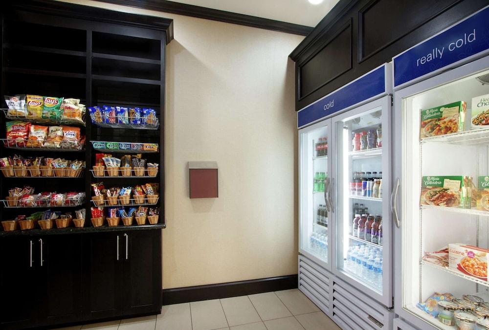 Hilton Garden Inn Тилер Екстериор снимка