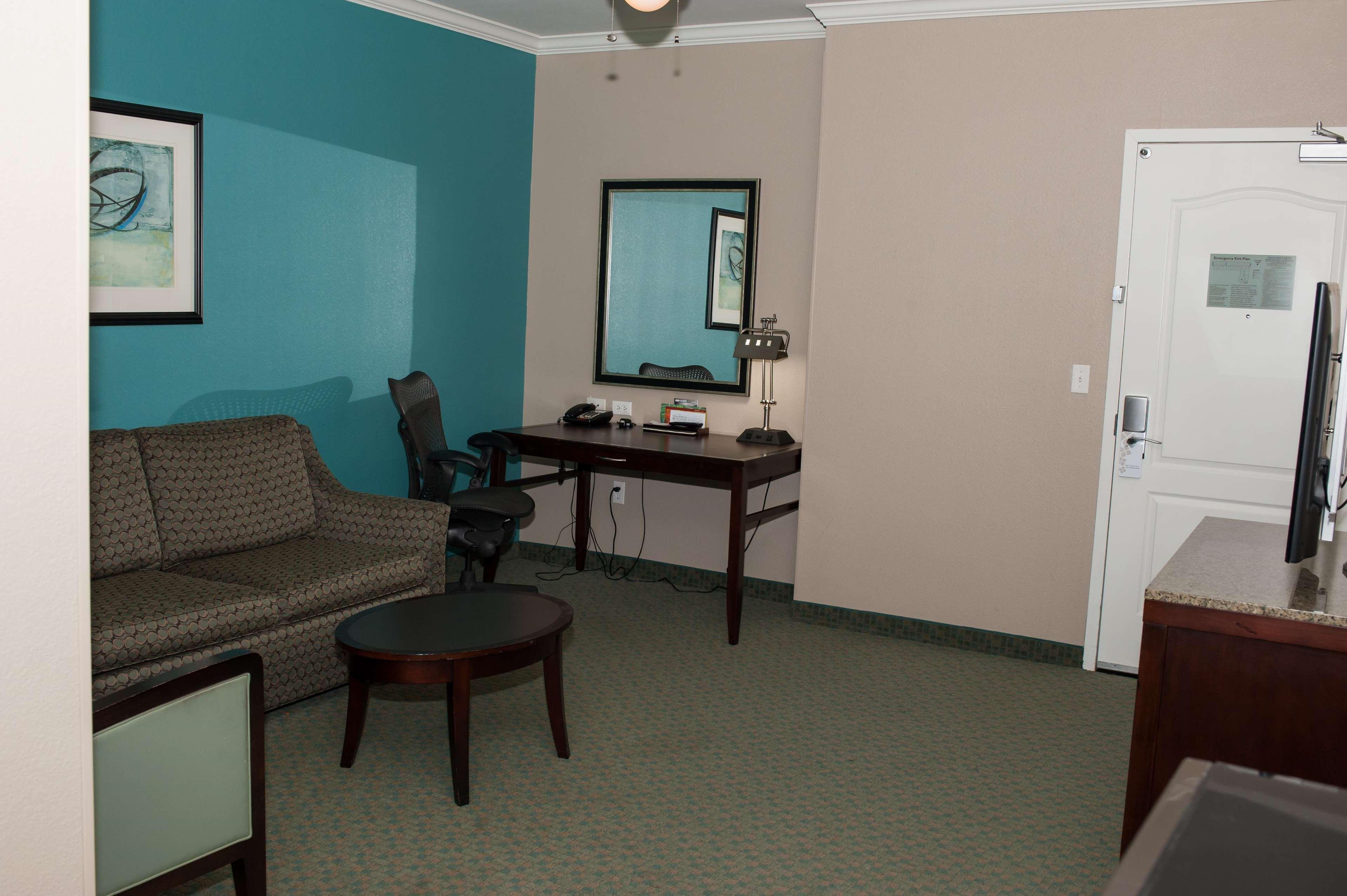 Hilton Garden Inn Тилер Екстериор снимка