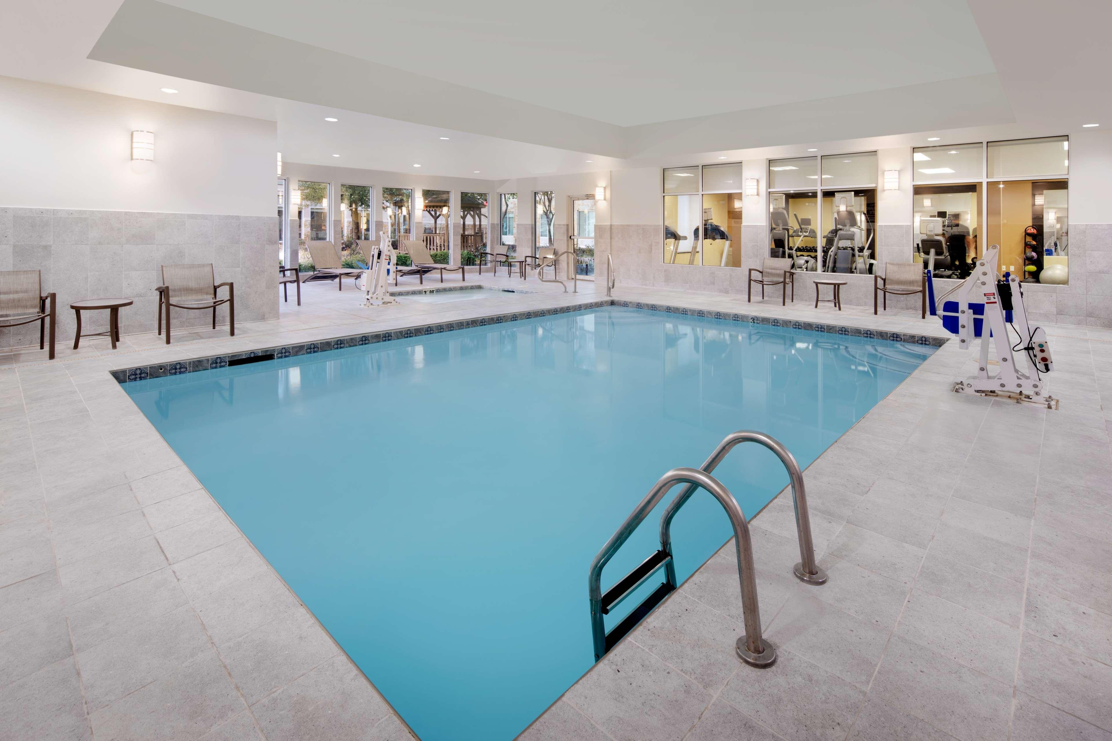 Hilton Garden Inn Тилер Екстериор снимка