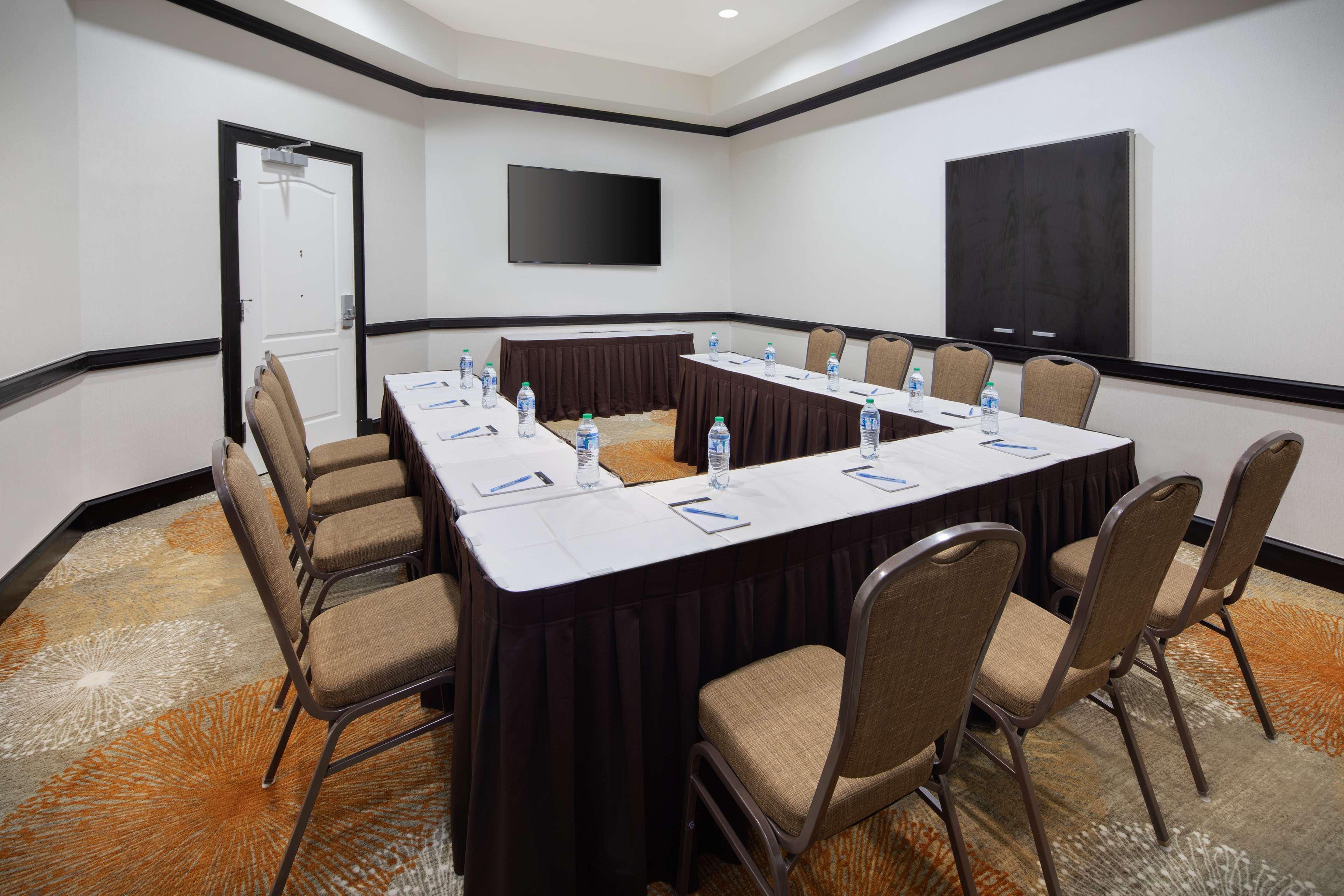 Hilton Garden Inn Тилер Екстериор снимка