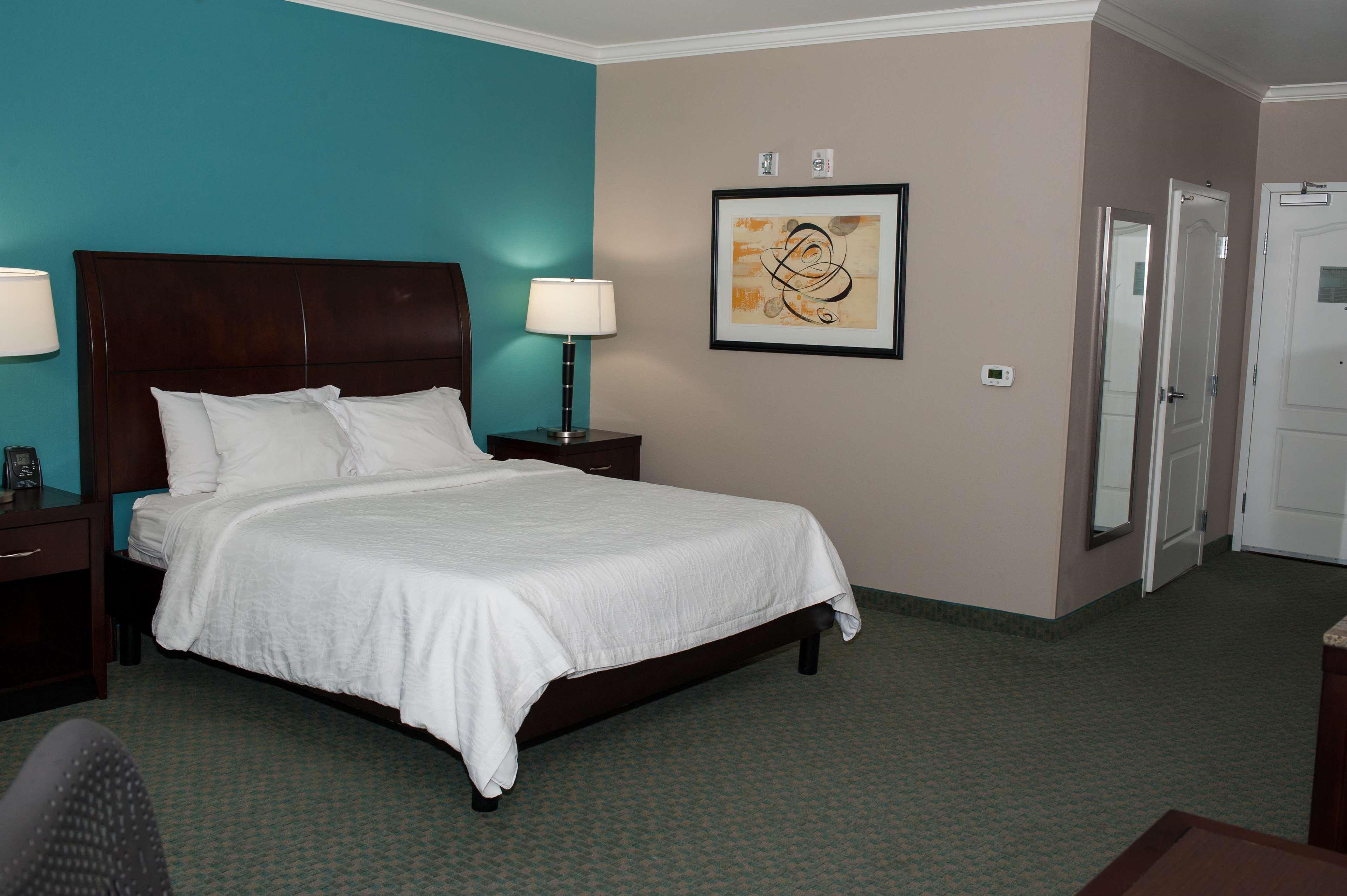 Hilton Garden Inn Тилер Екстериор снимка