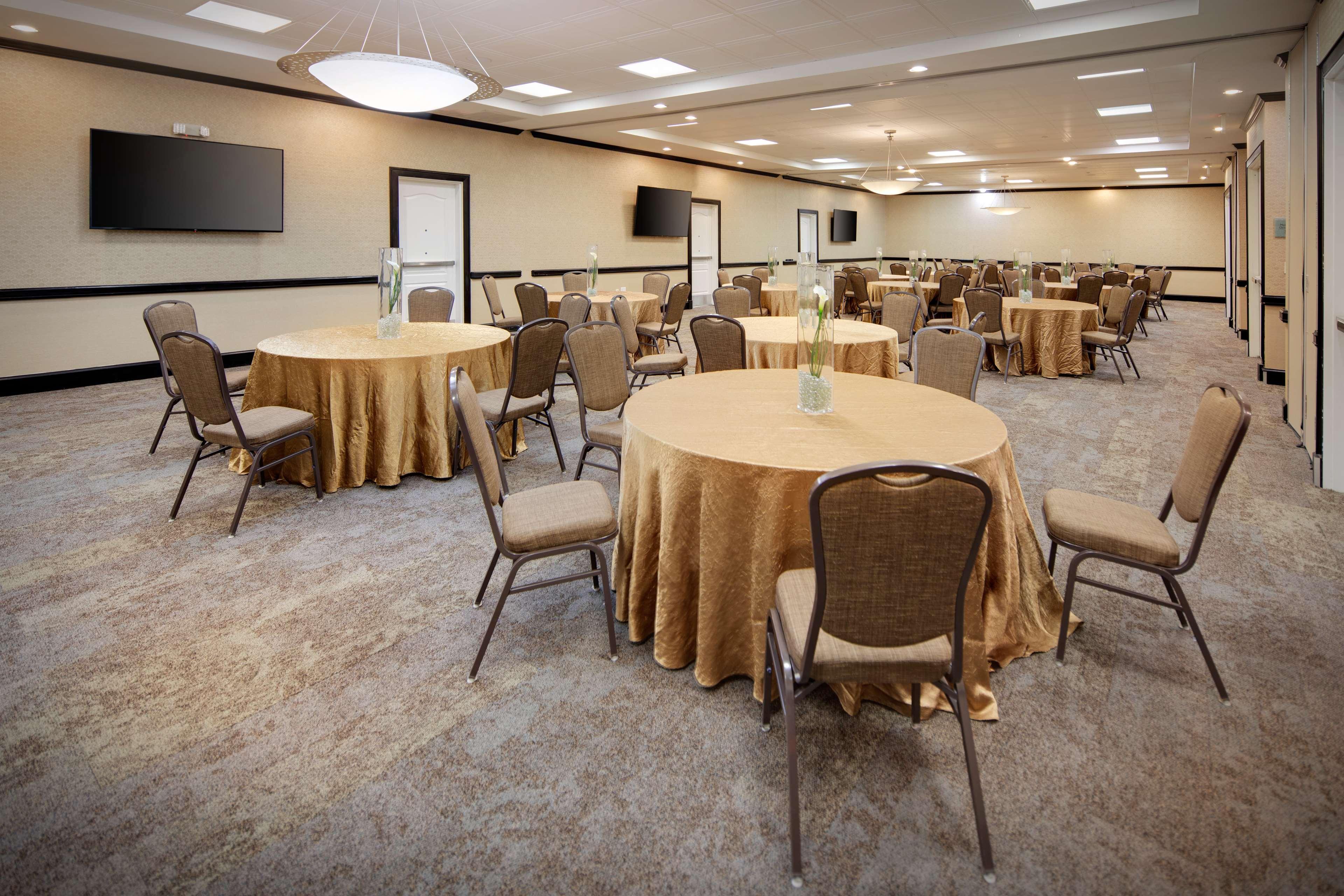 Hilton Garden Inn Тилер Екстериор снимка